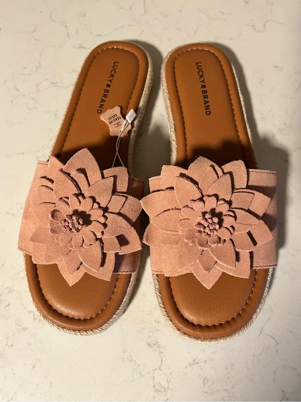 NIB🍀 Lucky Brand Pinita Suede Leather Flower Slide Sandals in Bellini - Picture 3 of 14